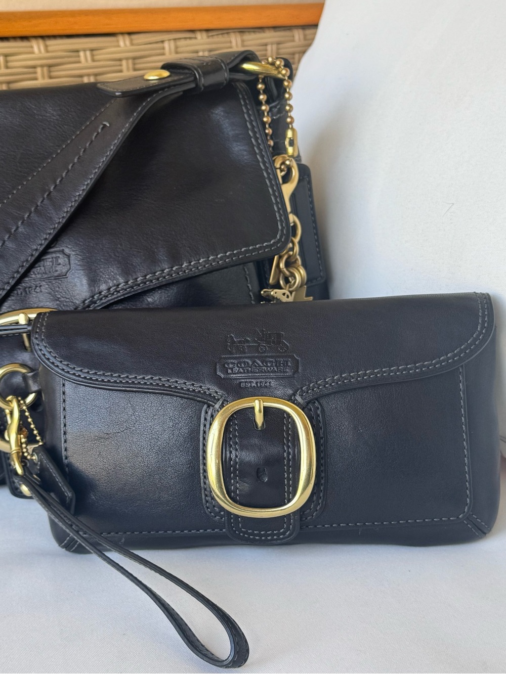 Vintage coach bleecker leather flap wristlet wallet/clutch